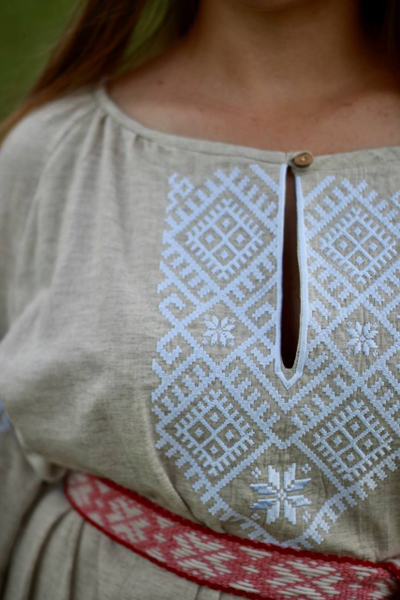 plate-v-russkom-stile-makosh-yaraya-beliy