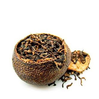 Китайский черный чай "Candy Day" Шу Пуэр в мандарине 50 грамм