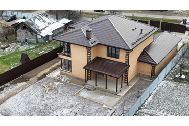 Остекление загородного дома в деревне Морозово Сергиево Посадского района. Профильная Система MELKE EVOLUTION 70 мм 2х камерные стеклопакеты с мульти функцией (энергосбережением) Немецкая фурнитура Зегения Титан АФ + Ламинация с улицы