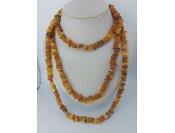Длинные лечебные бусы из янтаря