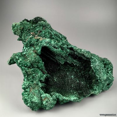 Малахит плисовый. Конго. 210*140*120мм.