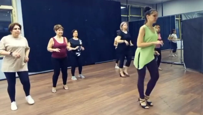 Бачата соло (латиноамериканский танец)