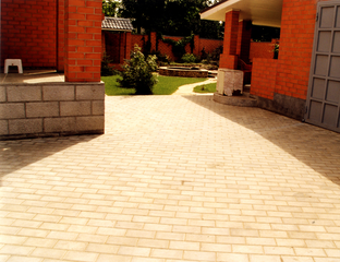 bruschatka brik fild plitka trotuarnaya