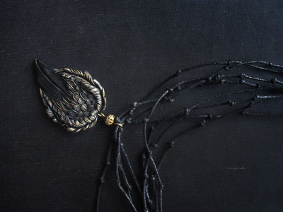 Плетёное колье с подвеской в готическом стиле "Талисман Ворона"