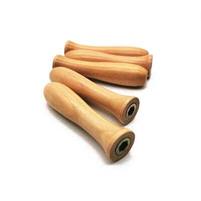 Рукоятка из дерева с резьбой М8