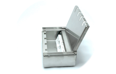 Лючок для установки в пол четырех розеток, нержавеющая сталь вид сбоку