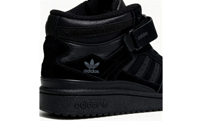 Кроссовки Adidas Forum High Black зимние