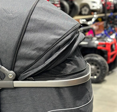 Детская коляска 3 в 1 Luxmom V8 Черный