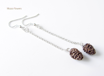 Серьги-цепочки "Шишечки ольхи" .