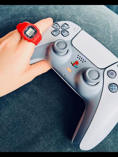 Часы Casio G-Shock DWN-5600-4