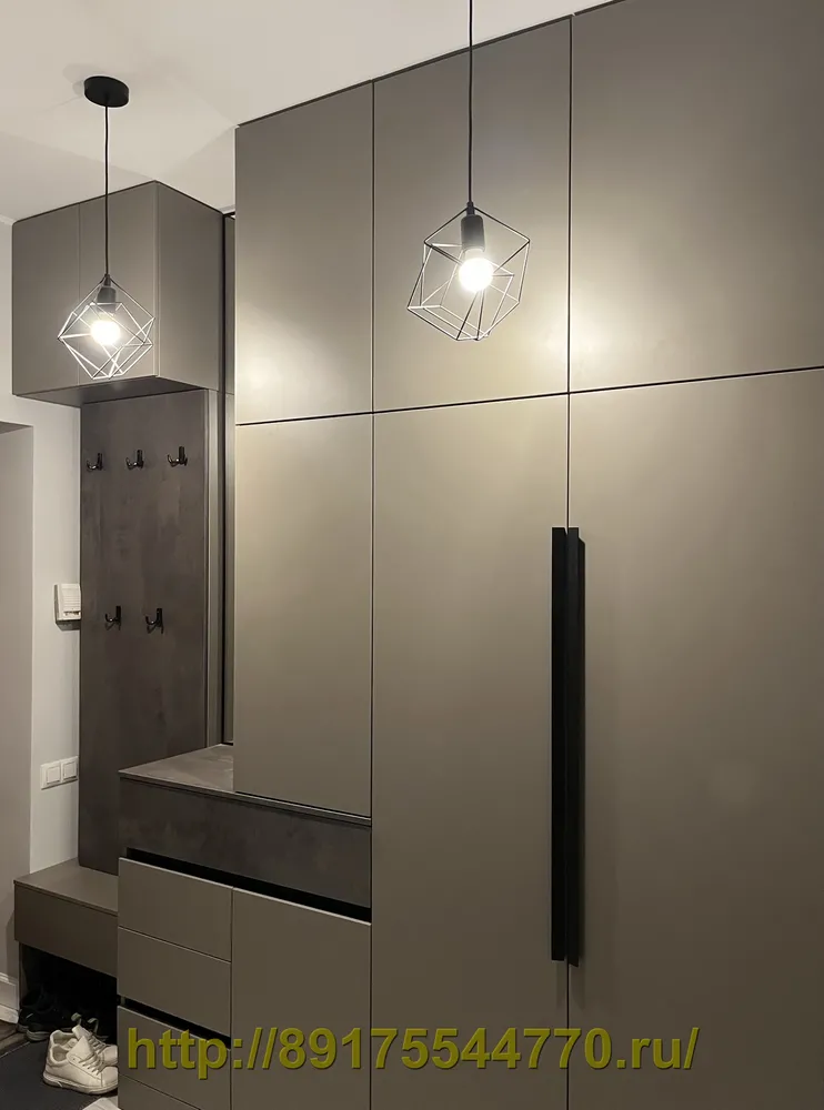 022 Прихожая.
Сделаем в любых размерах. Более 50 декоров ЛДСП Egger.
Сделано по индивидуальным размерам с учетом всех пожеланий заказчика.
