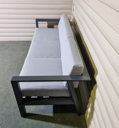 Диван трехместный Graphite из алюминия