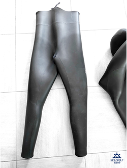 Гидрокостюм неопрен 10мм AquaDiscovery YAMAMOTO #45 голый/ОП р.48/50 б/у