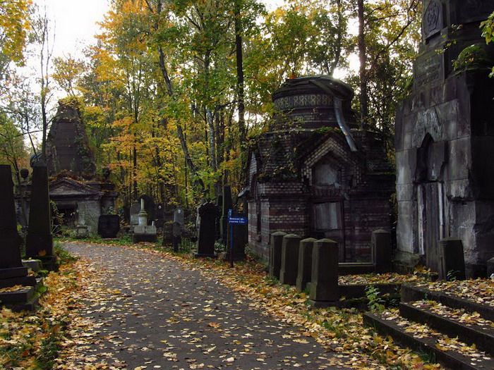 Картинка преображенское кладбище Санкт-Петербурга