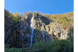 Поездка из Дубровника в Национальный парк Хорватии - Плитвицкие озёра. Комфортабельный автомобиль ( 1-4 чел.)