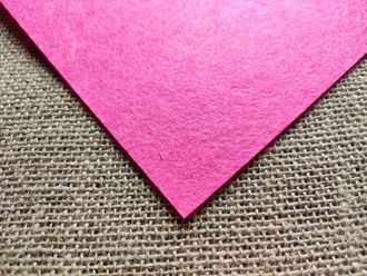 Фетр жесткий, толщина 0,5-1 мм, размер 20*30 см, 1 лист, цвет розовый
