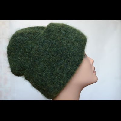 Женская шапка с отворотом Vizio Италия 5967 CR зеленая