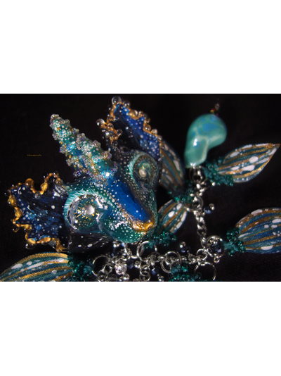 Брошь "Морской дракон из рода двурогих котов", украшение-талисман с длинной подвеской