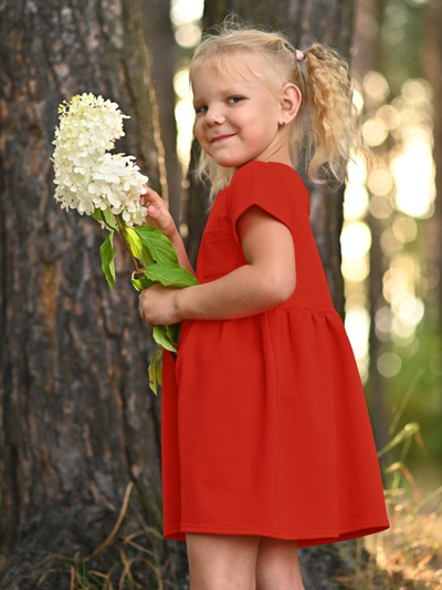 Платье с коротким рукавом