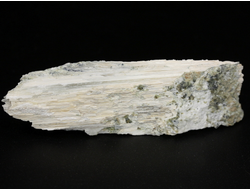 Брусит (немалит), волокнистый брусит, змеевик, коллекционный образец, Россия, КЧР, Урупский район, м-ние. Белые осыпища (62*18*8 мм, 10 г) №29664