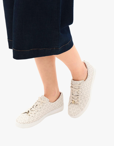 Женские кроссовки Michael Kors с логотипом цвет бежевый