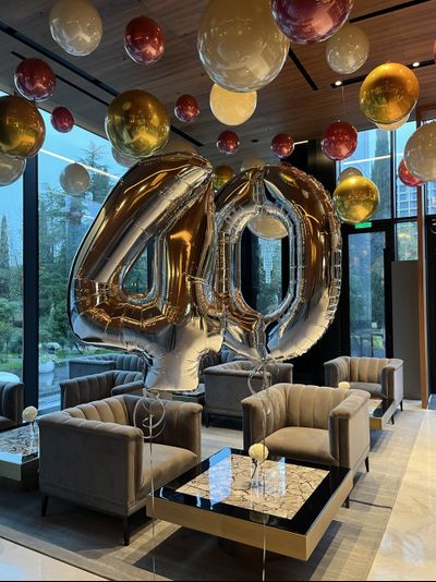 Цифра 102 см с гелием Серебро