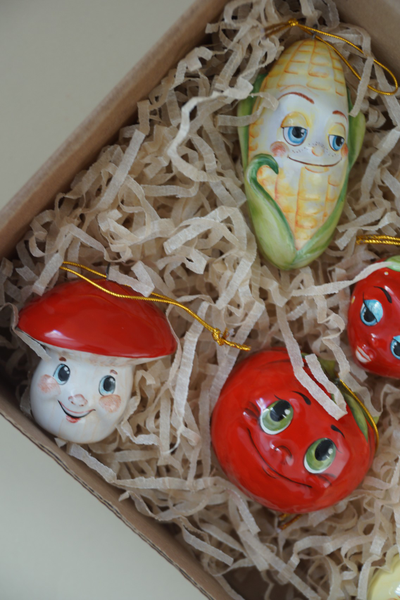 Комплект ёлочных игрушек "Фрукты-неФрукты"