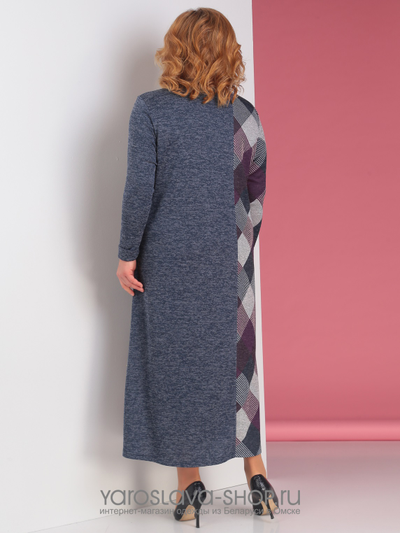 Серое платье с клетчатыми красными вставками и карманами
