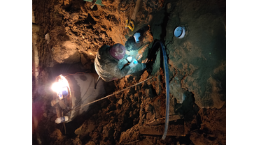 Монтаж производили до 2:00 ночи, поэтому финальное фото не удалось сделать. Но сделали всё в лучшем виде, ровно за сутки.