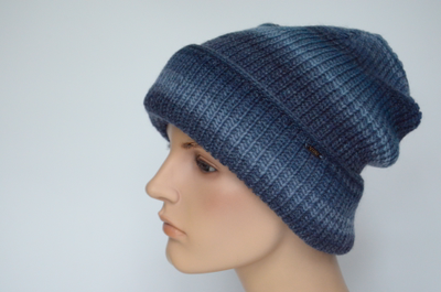 italyanskaya-vyazanaya-shapka-s-otvorotom-vizio-110-cry