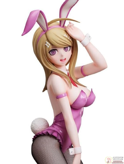 Фигурка 1/4 Каэдэ Акамацу (Kaede Akamatsu Bunny Ver.)