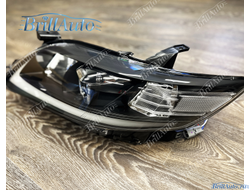 Фары Toyota Camry 40 в стиле Lexus бегающие