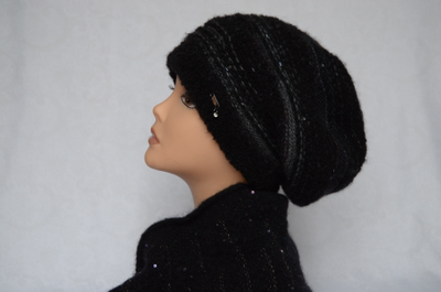 Черный женский вязаный берет с кристаллами Vizio 6483