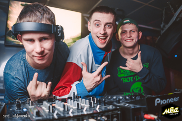 клуб мед ярославль. мёд кафе юрга. клуб бар мед. бар мед ярославль. клуб бар мед.