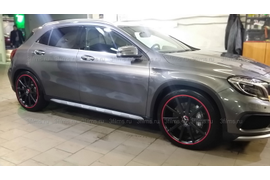 Придаем индивидуальности обычному Mercedes-Benz GLA 45 AMG 