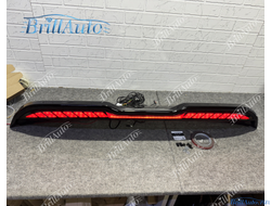 Спойлер верхний Toyota Land Cruiser 200 с подсветкой LED