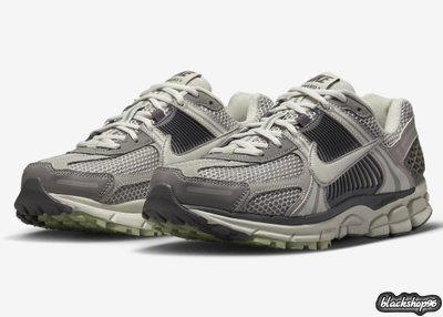 Nike vomero 44.5 sales