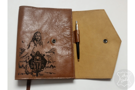 кожаный органайзер с гравировкой на обложке, именной ежедневник, ежедневник на заказ