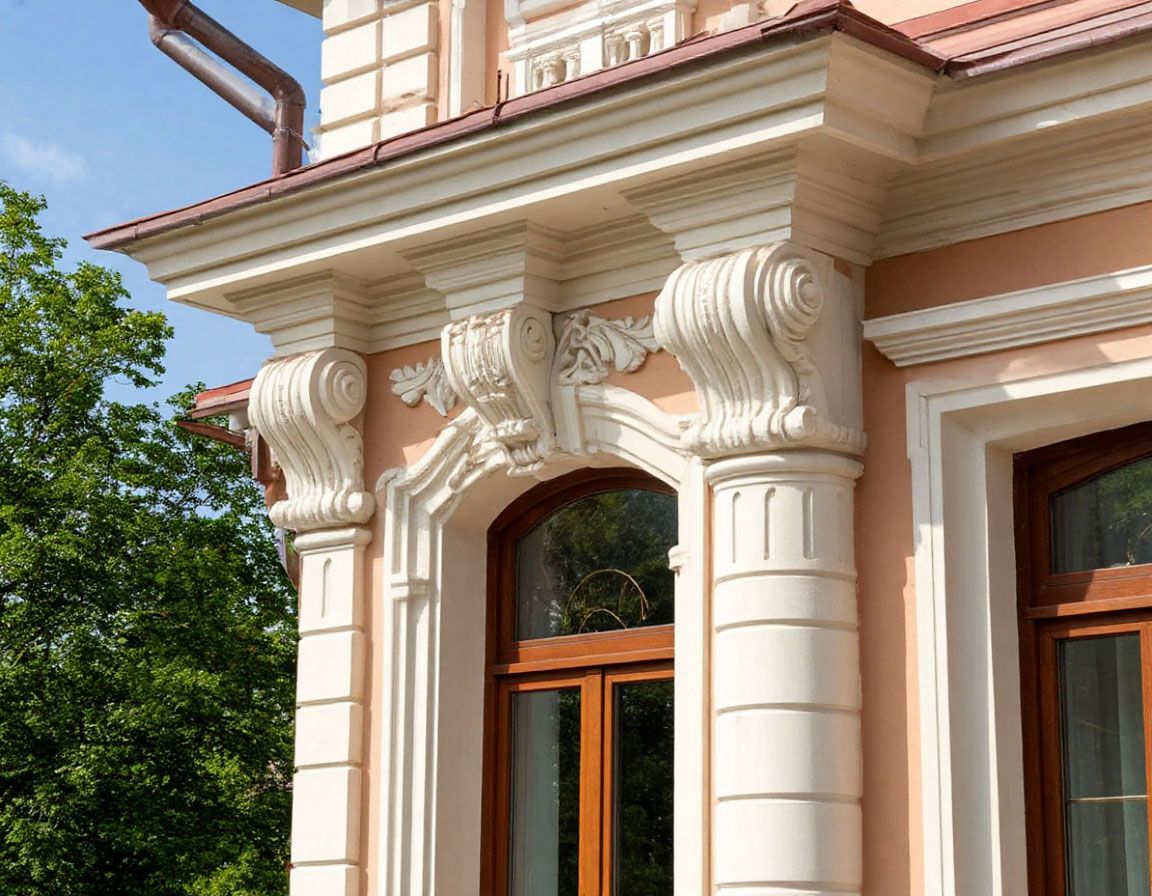 Монтаж полиуретанового декора на фасад