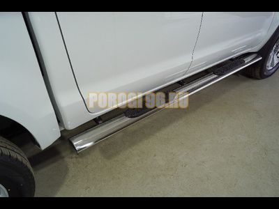 Пороги овальные с накладкой 120х60 мм ТСС для JAC T8 Pro 2020-