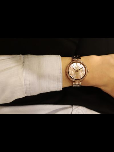 Часы Casio Sheen SHE-4052PG-4A