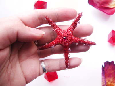 Морская брошь "Звезда ундины"