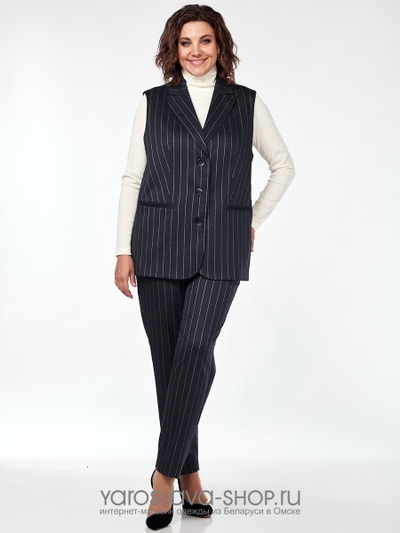 Костюм женский 2-х предметный, состоящий из жилета и брюк, из костюмного материала.