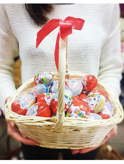 "Корзинка с киндерами"