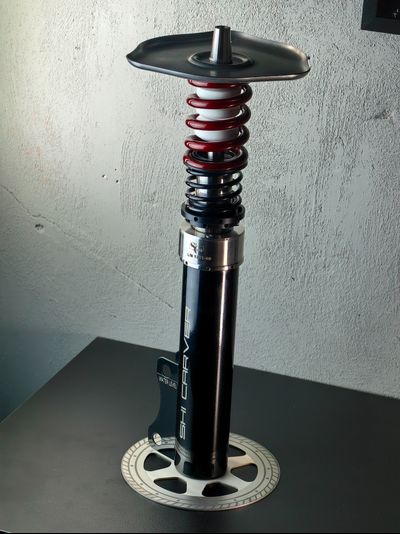 STATIC FINAL: CANDY RED | BLACK with BLACK METAL BASE