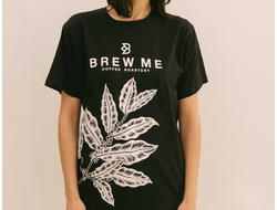 ФУТБОЛКА С ПРИНТОМ В ЧЁРНОМ ЦВЕТЕ