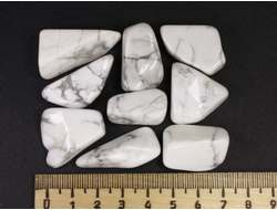 Магнезит, галтовка в ассортименте, Зимбабве (20-30 мм, 6-9 г) №13312