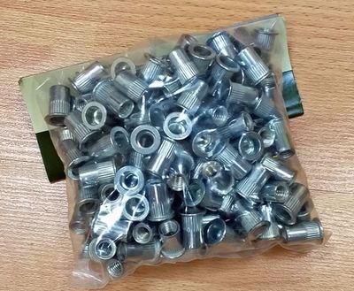 Заклепки резьбовые стальные с насечкой М10х21 мм (150 шт в пакете)