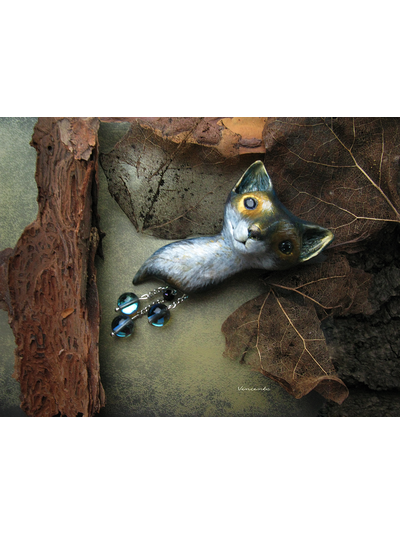 Волшебная брошь "Ледяная Лисичка - Хозяйка Зимнего Леса"