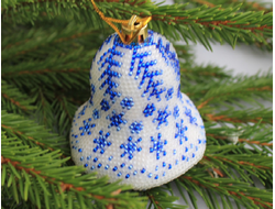 Колокольчик "Снежинки на белом"